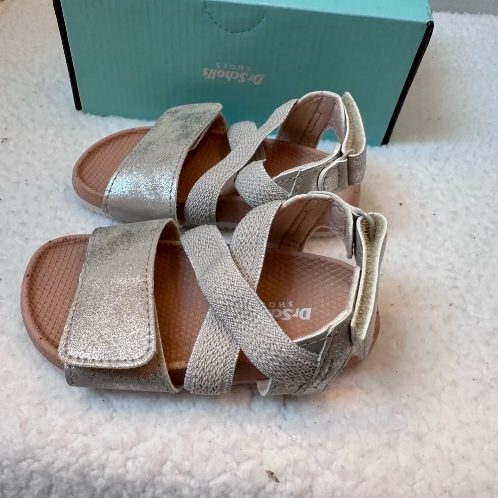 Kids Metallic Gold Strappy Sandals